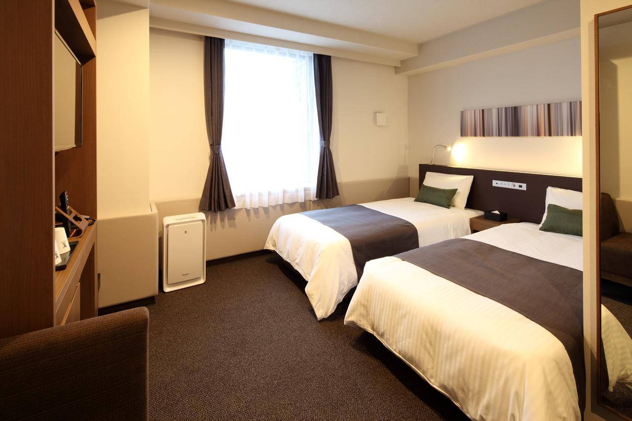 Y'S Hotel Hanshin Amagasaki Ekimae Buitenkant foto